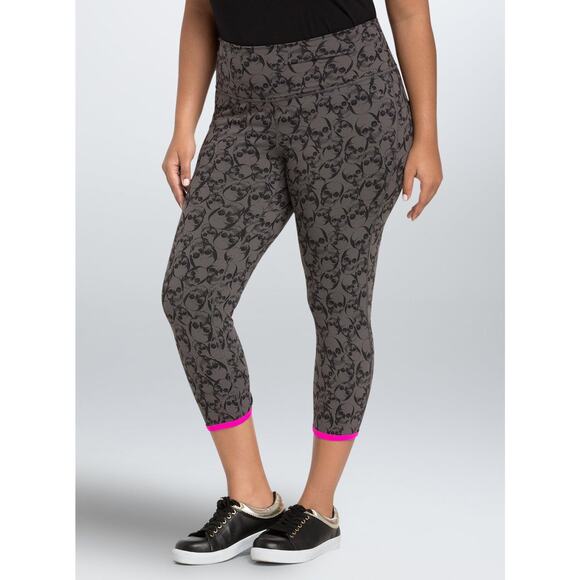 Torrid Active Gray Skull Print Pink Trim Cropped Leggings Women's Size 1/1X - Picture 1 of 8